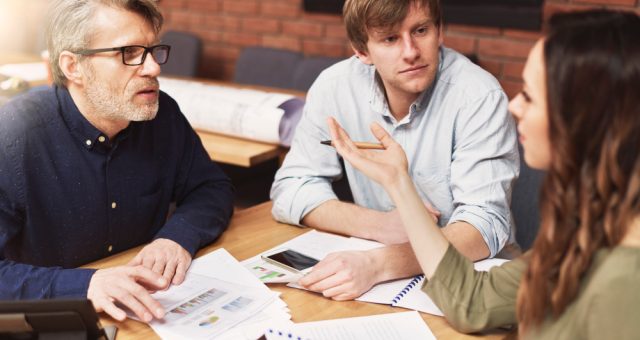 Debt Negotiation Programs vs Bankruptcy: Which is Better?