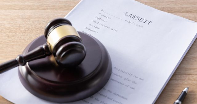 How Much Tax Do You Pay On a Lawsuit Settlement?