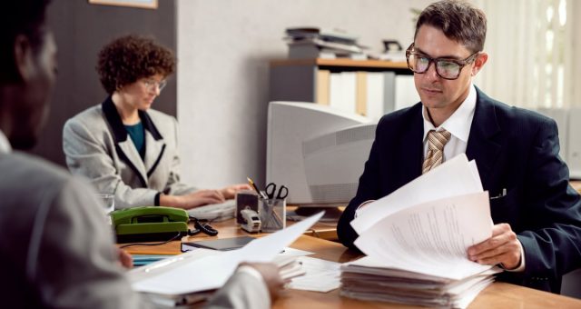 Tax Attorney Utah: When Do You Really Need One?